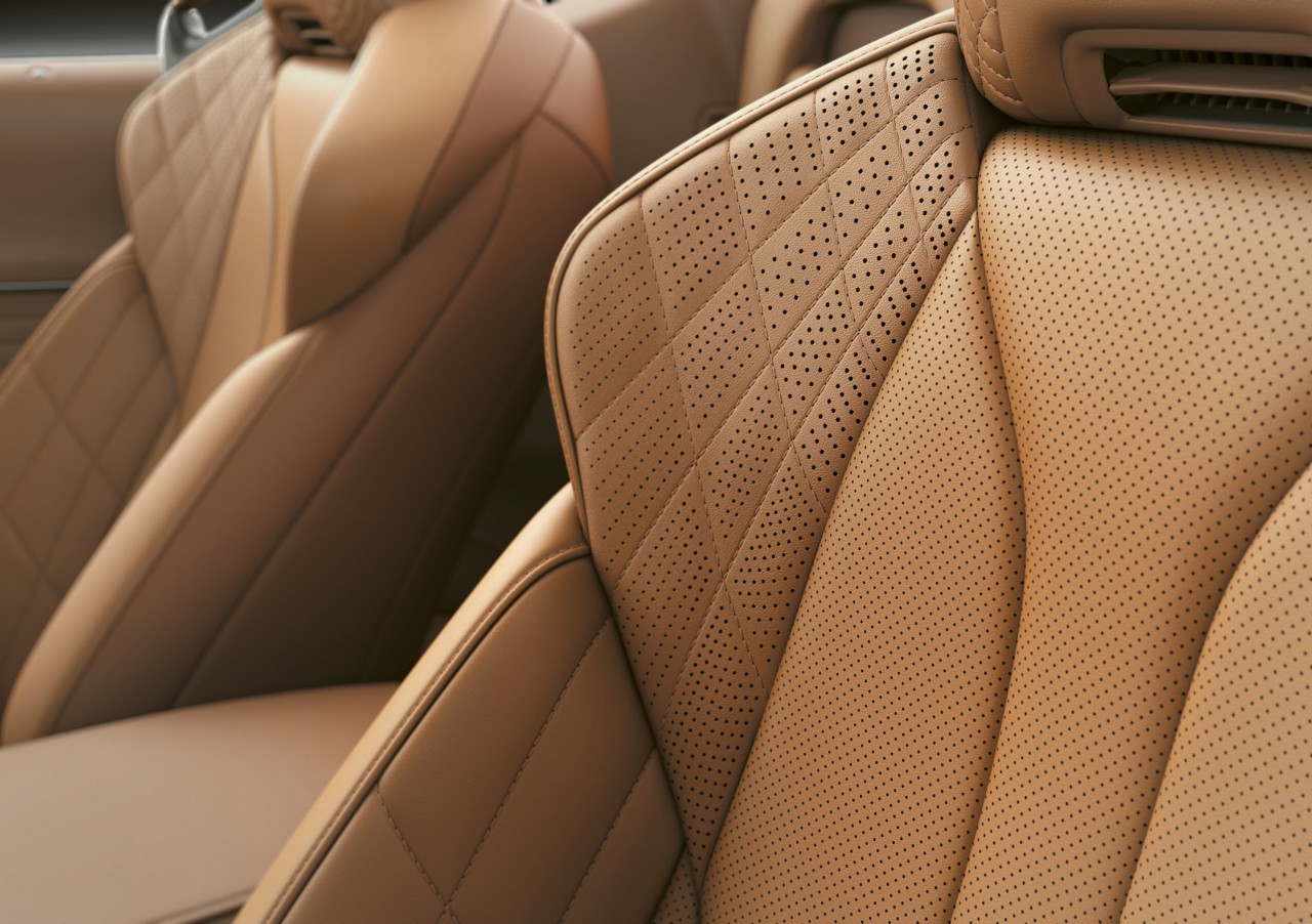 Lexus' seat material